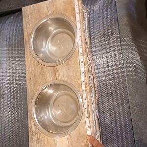 Beautiful wood carved water and food bowl for your fur baby.